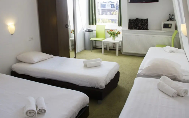 Hotel Iris