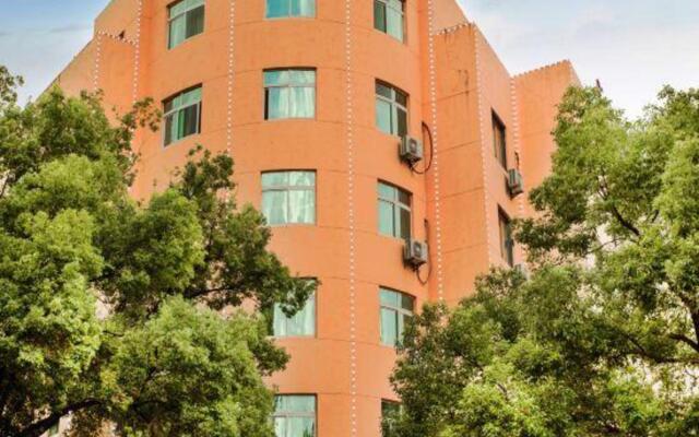 Xhotel Qingmian Hotel (Fuzhou Linchuan Donghua University of Technology)