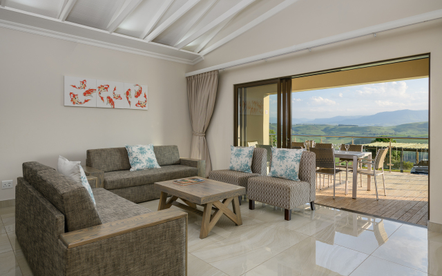 Cayley Mountain Resort