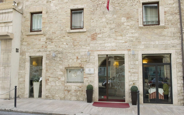 Palazzo dei Mercanti - Historical Residence