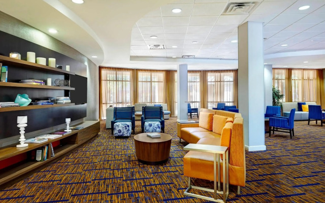 Courtyard by Marriott Phoenix North/Happy Valley