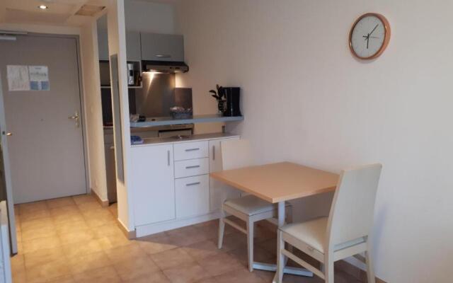 Adonis Mouans-sartoux L'Albatros