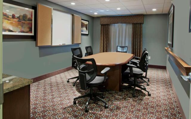 Hampton Inn & Suites Grafton