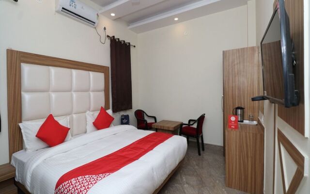 Oyo 23609 Hotel a S Residency
