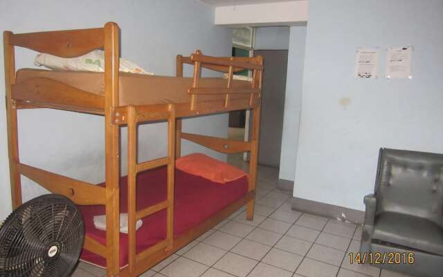 Amazonia Backpackers & Bunk Beds