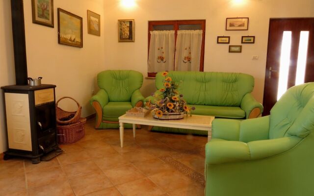 House Marlu