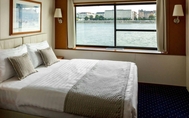 OnRiver Hotels - MS Cezanne