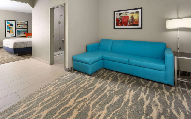 La Quinta Inn & Suites By Wyndham Kokomo