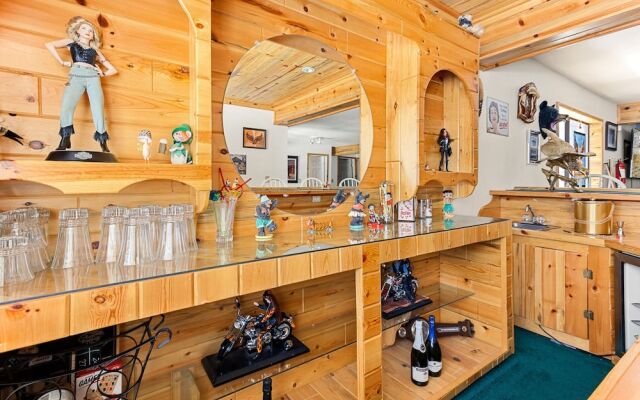 Laureens Americana Hideaway