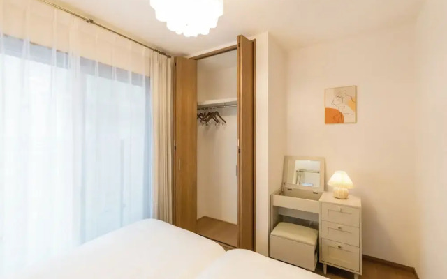 It' ta de ChouChou - Self Check-In Only