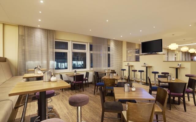 Premier Inn Hamburg City Alster