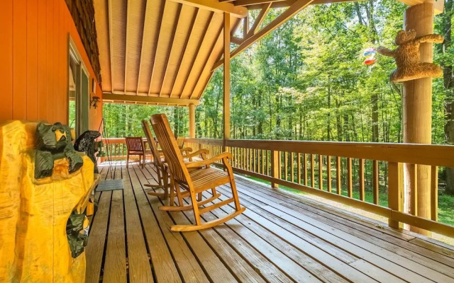 Woodside Retreat by Taylor Made Deep Creek