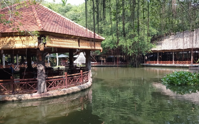Phuong Nam Resort