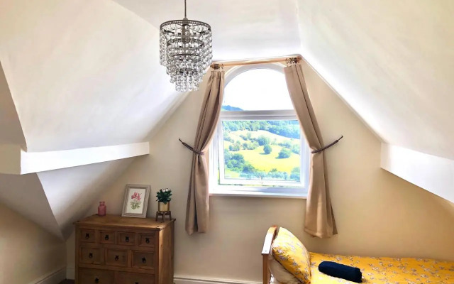 Danbury Lodge Penthouse