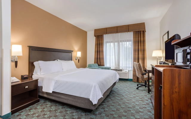 Holiday Inn Express Hotel & Suites Canton, an IHG Hotel