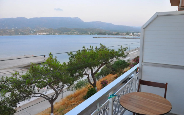 Nora Hotel