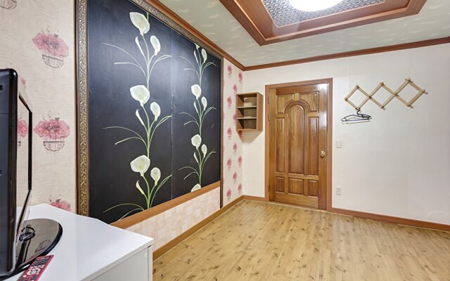 Ganghwadopinery Pension