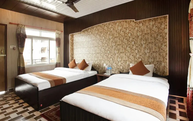 OYO 485 Hotel Holy Lodge Annexe