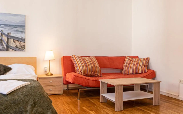 Simple Apartment near Wiener Stadthalle