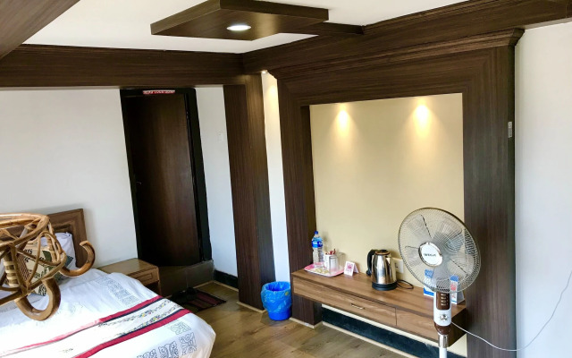 Shiva Guest House