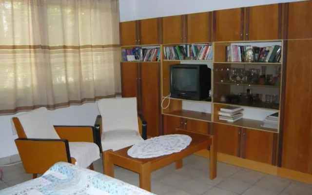 Andrea Apartman Alsópáhok