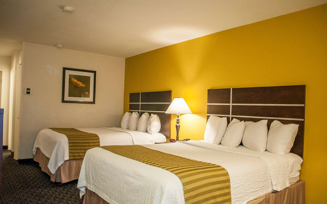 Best Western Village Inn