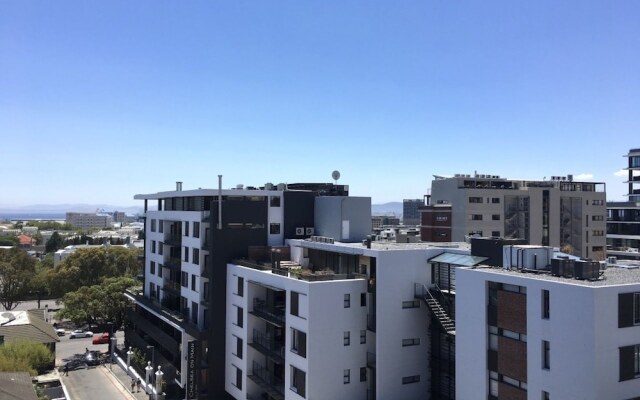 Cascades 2 bed 'FRESH LOOK & GREAT VIEW'