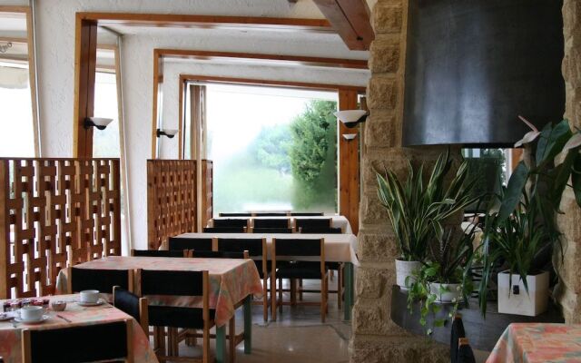 Hotel Les Cabanettes