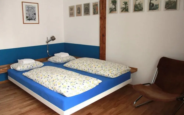 Basel Backpack - Urban Hostel Culture