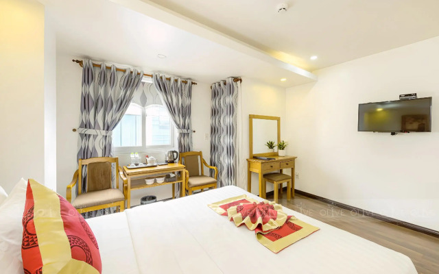 The Airport Hotel