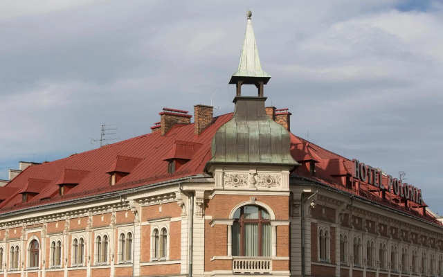Polonia Hotel