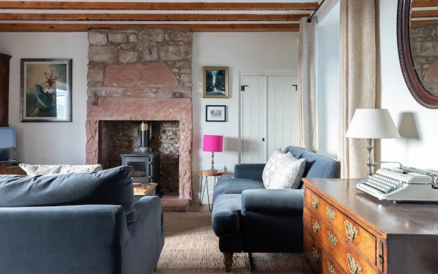 Stag Cottage