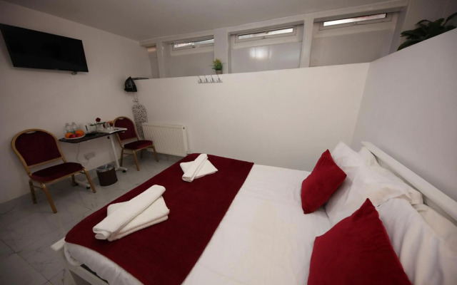 City London Hotel