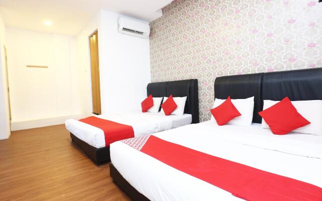 OYO 717 MR J Hotel Wakaf Che Yeh 2