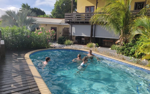 Shiloh's Guesthouse Curacao