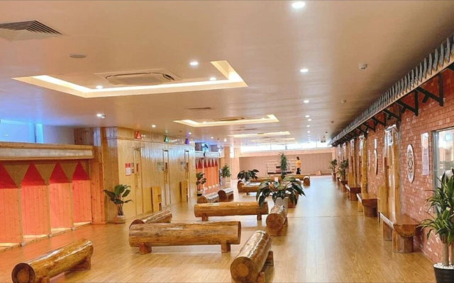 Grand View Palace Ha Long Hotel