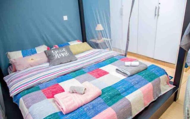 Maison, 15 min walk to acacia with Free Wi-Fi