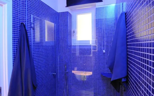 Sorrento Center Suite