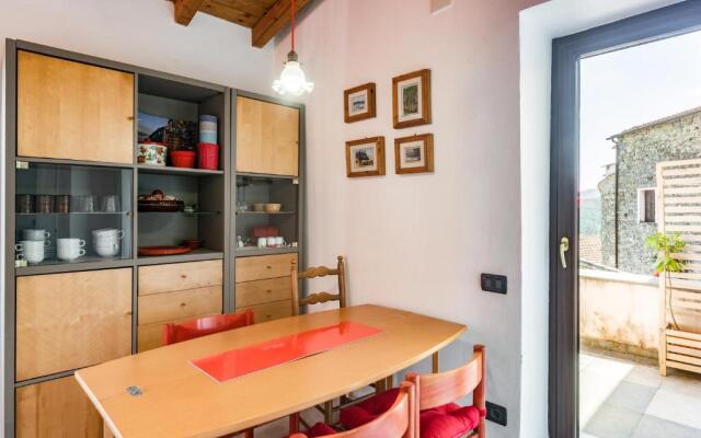Alpi Apuane Authentic Apartment