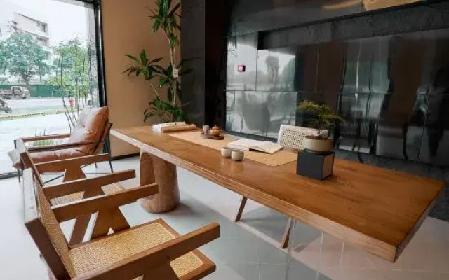 Sanchuan Hotel