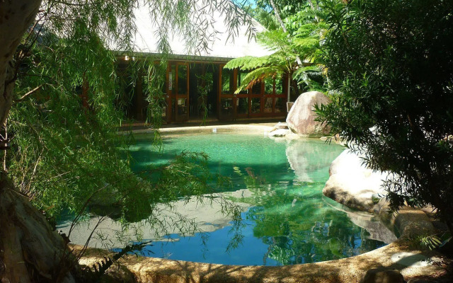 Ferntree Rainforest Lodge
