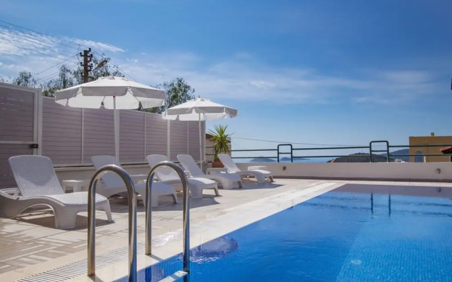 Villa Esya 1 by Akdenizvillam