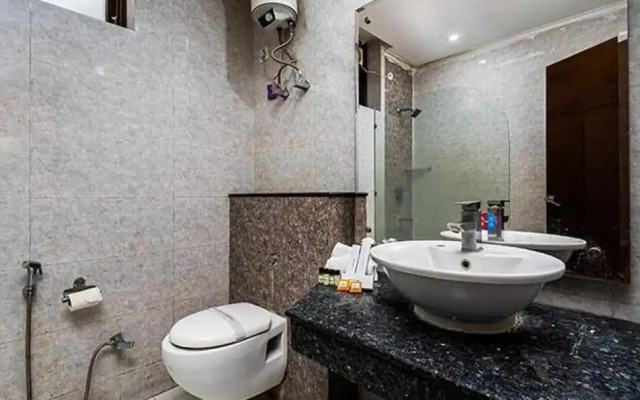 Fabhotel The Venessa