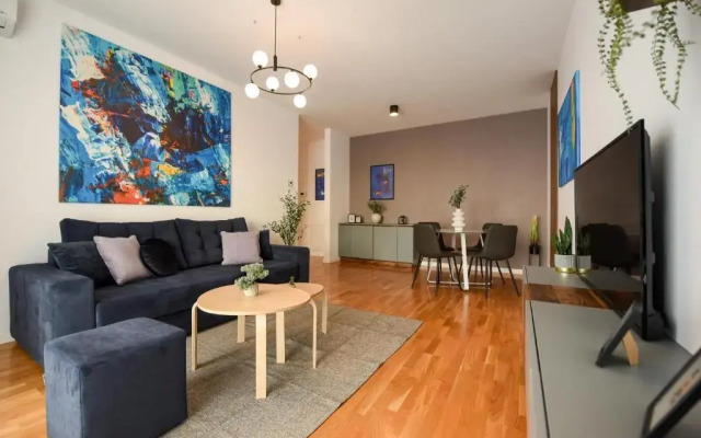 MAISON PASTEL. Romexpo 2-Bedroom Free Parking