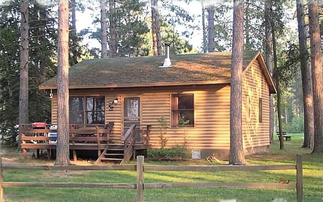 Timber Bay Lodge & Houseboats