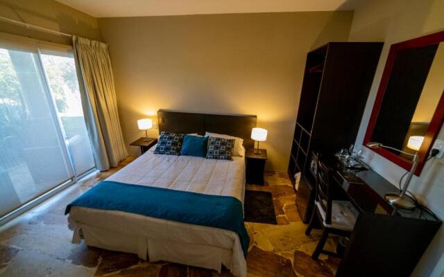 Chaglasian Wine & Suites