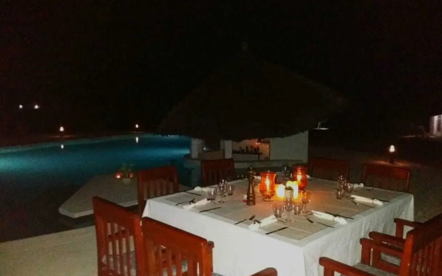 Nino Ranch Lodge
