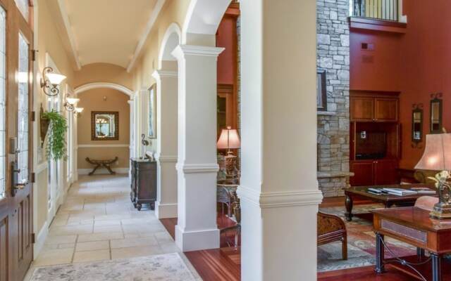 23 Pelican 6 Bedroom Home