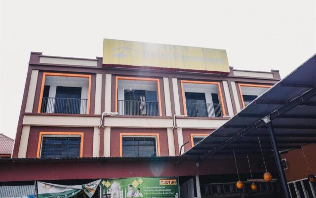 RedDoorz Plus near Sultan Hasanuddin Airport