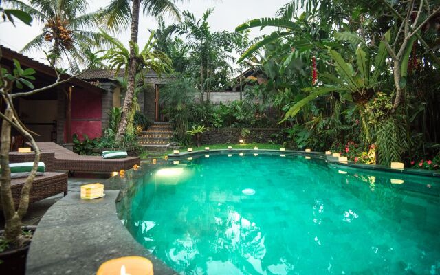 D'Bale Ananda Ubud Villa